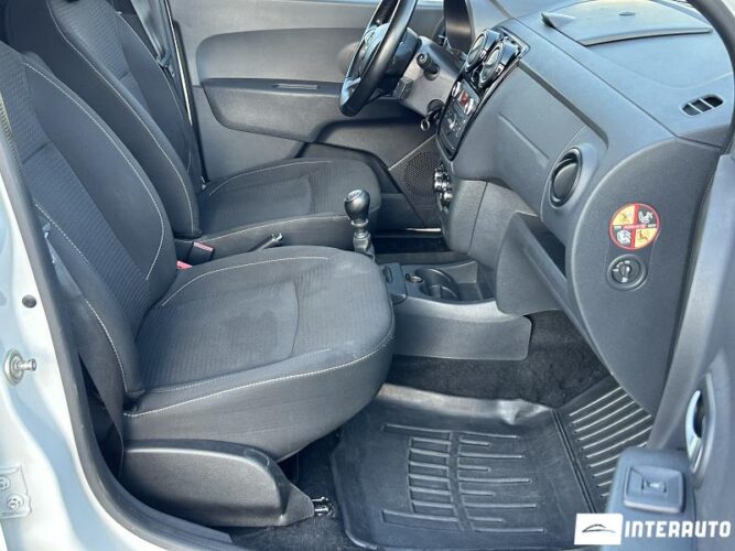 Dacia Lodgy 46 interauto-car
