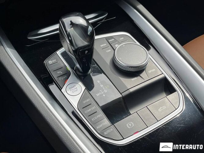 BMW Z4 42 interauto-car