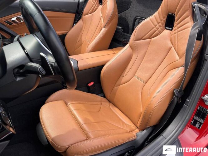 BMW Z4 33 interauto-car