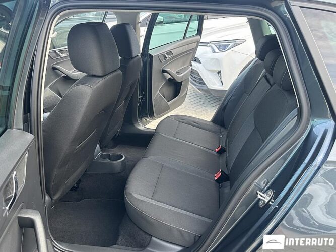 Skoda Rapid 42 interauto-car