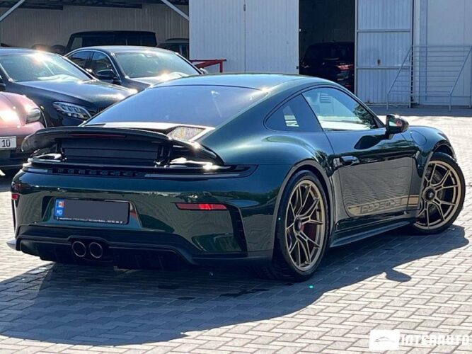 Porsche 911 GT3 36 interauto-car