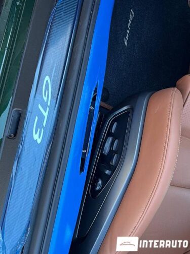 Porsche 911 GT3 50 interauto-car