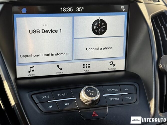 Ford Escape 41 interauto-car