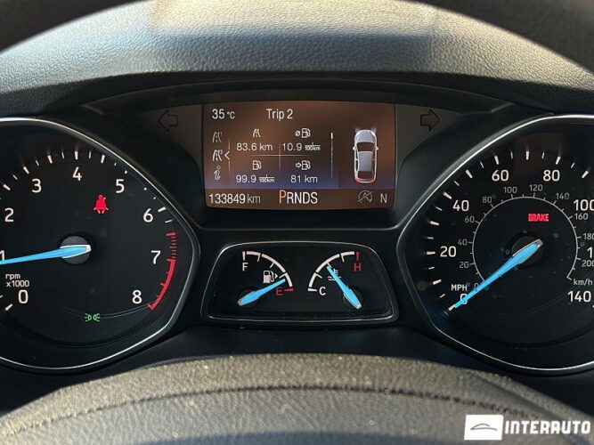 Ford Escape 39 interauto-car