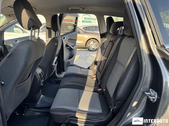 Ford Escape 44 interauto-car