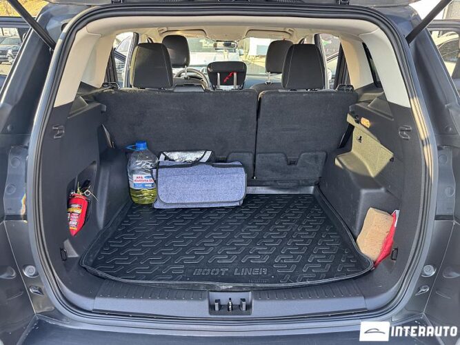 Ford Escape 51 interauto-car