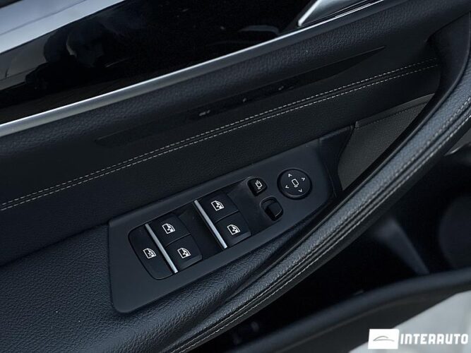 BMW 520 55 interauto-car