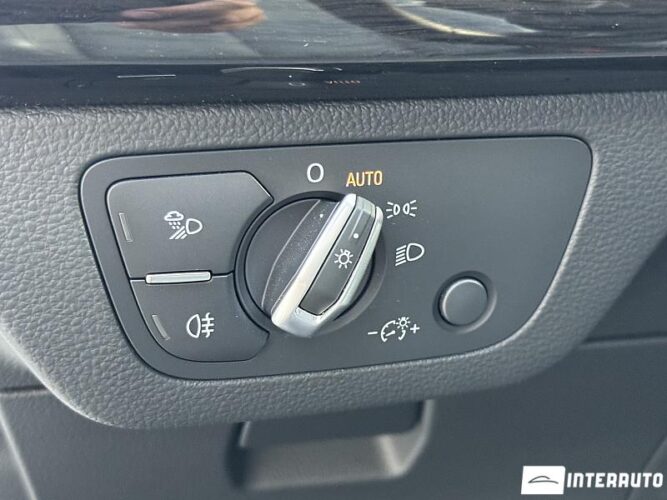 Audi Q5 56 interauto-car