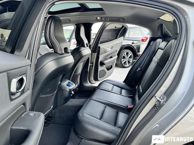 Volvo S 60 49 interauto-car