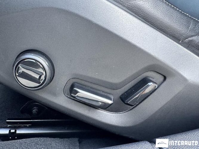 Volvo S 60 58 interauto-car