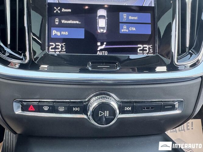 Volvo S 60 47 interauto-car