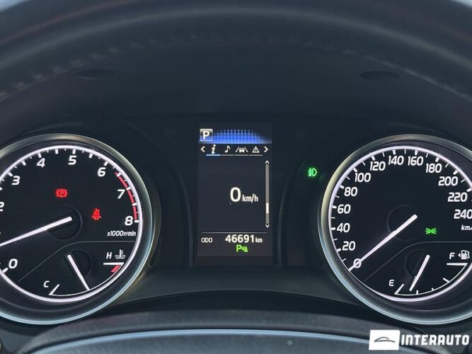 Toyota Camry 40 interauto-car
