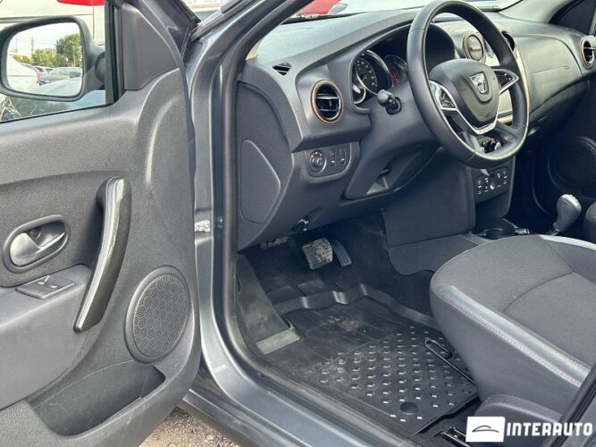 Dacia Logan MCV Stepway 33 interauto-car