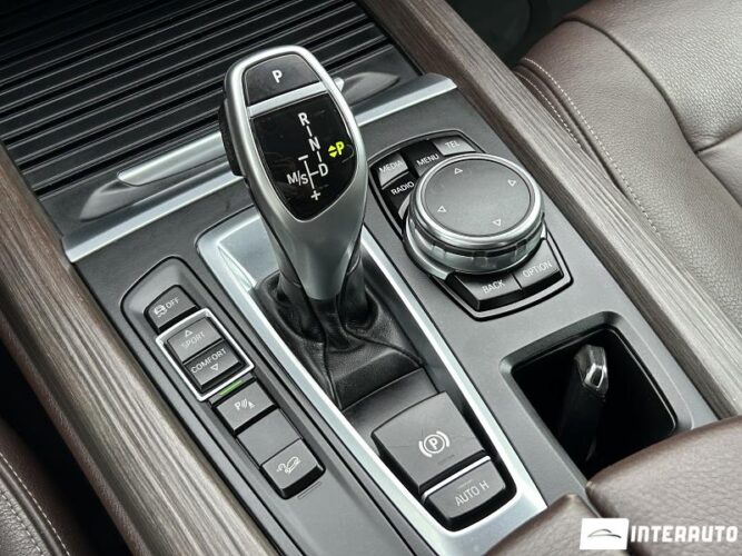 BMW X5 2.5D 41 interauto-car