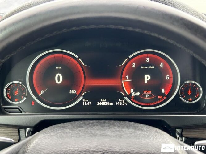 BMW X5 2.5D 39 interauto-car