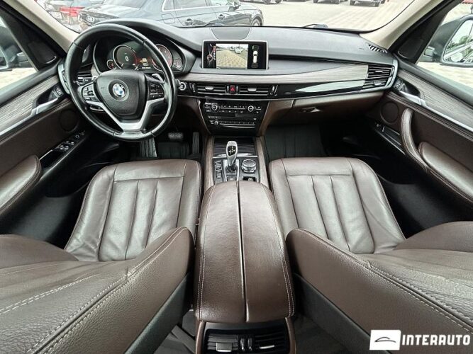 BMW X5 2.5D 36 interauto-car