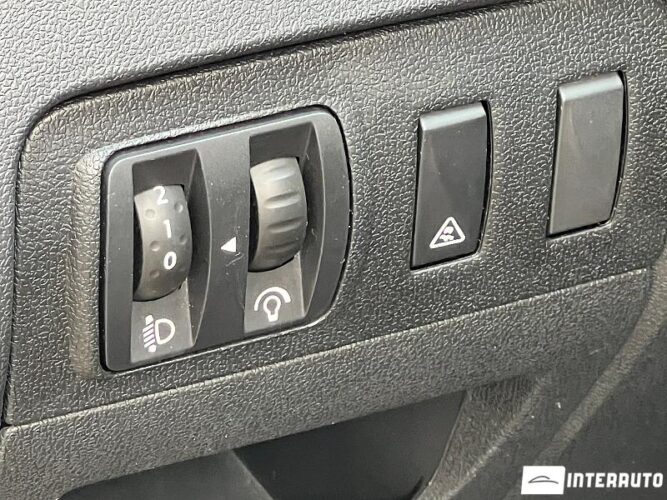 Renault Grand Scenic 39 interauto-car