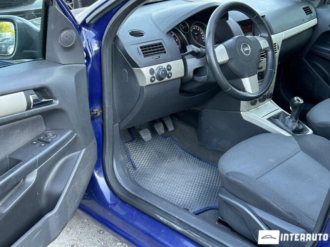 Opel Astra 30 interauto-car