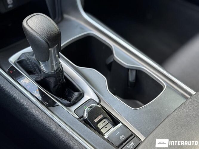 Honda Accord 44 interauto-car