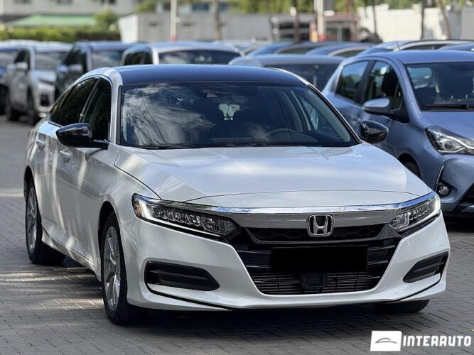 Honda Accord 32 interauto-car