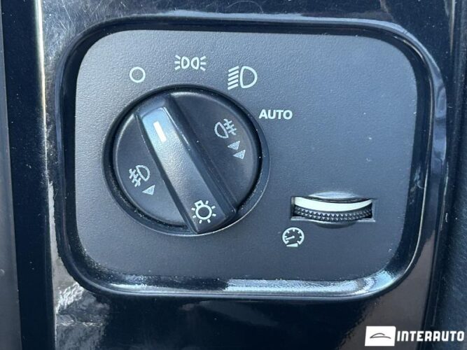 Land Rover Discovery 38 interauto-car