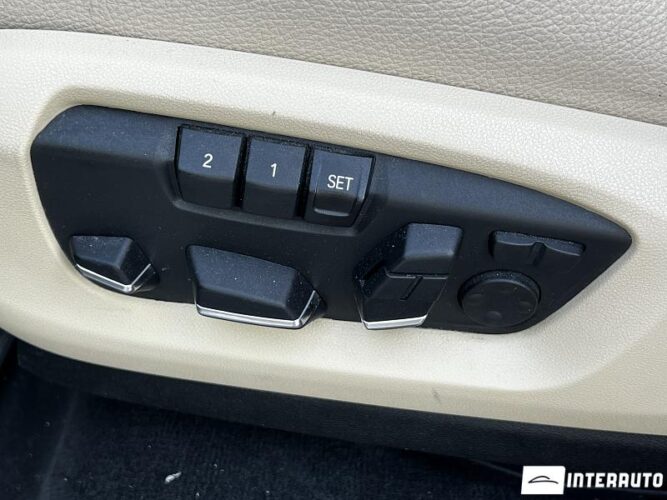 BMW X5 4.0e 50 interauto-car