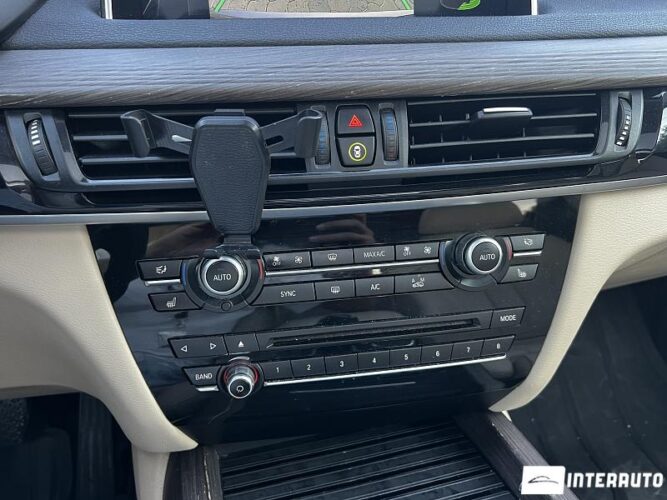 BMW X5 4.0e 43 interauto-car