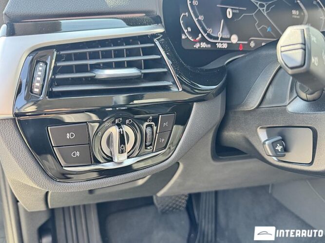 BMW 530e 60 interauto-car