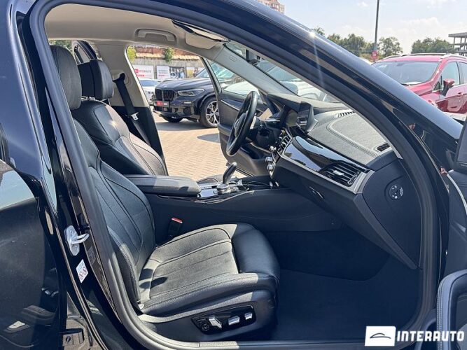 BMW 530e 54 interauto-car