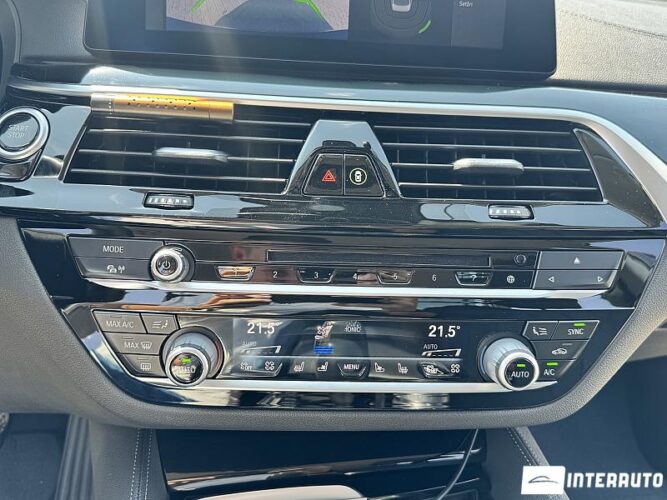 BMW 530e 48 interauto-car