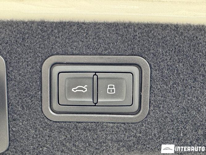 Audi A8 69 interauto-car