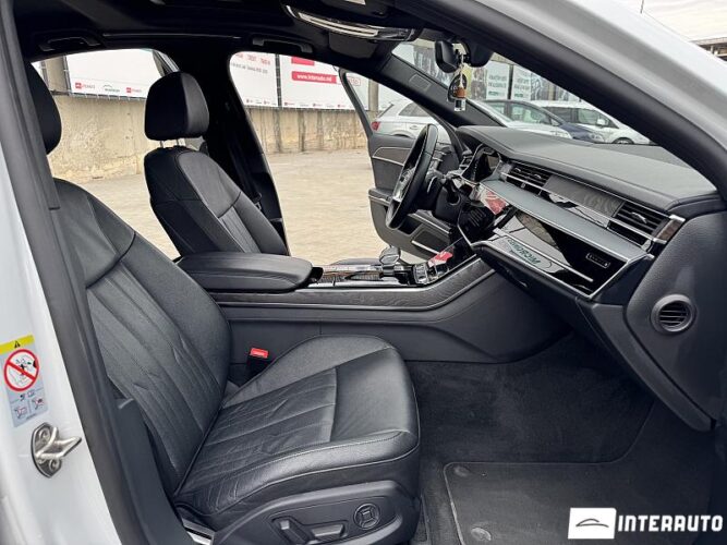 Audi A8 60 interauto-car