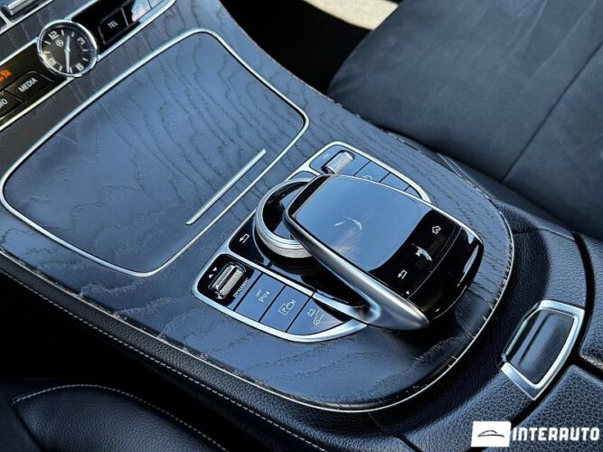 Mercedes E 300de 44 interauto-car