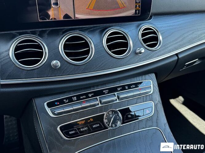 Mercedes E 300de 42 interauto-car