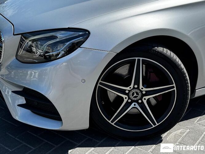 Mercedes E 300de 52 interauto-car