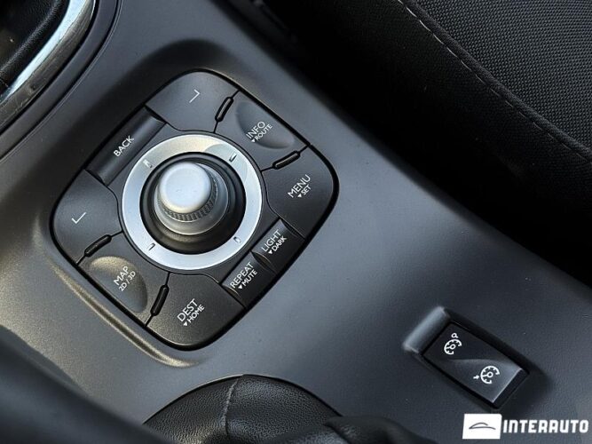 Renault Megane 47 interauto-car