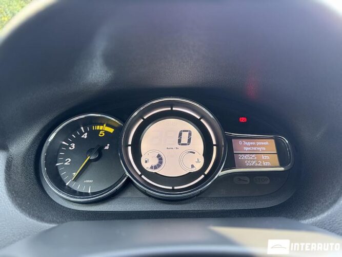 Renault Megane 42 interauto-car