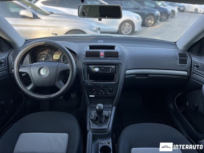 Skoda Octavia 32 interauto-car