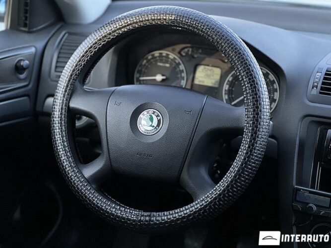 Skoda Octavia 33 interauto-car