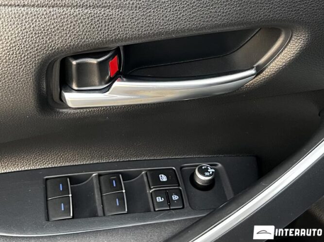 Toyota Corolla 40 interauto-car