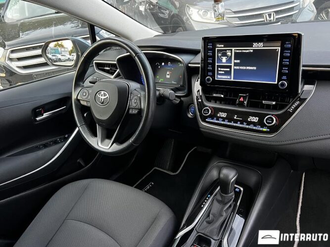 Toyota Corolla 43 interauto-car