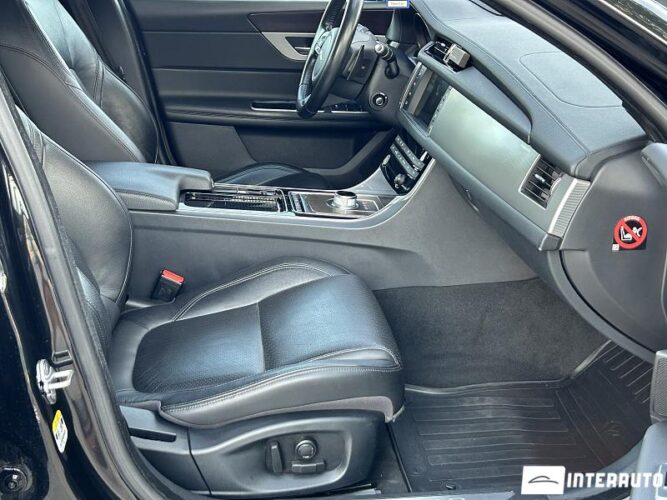 Jaguar XF 52 interauto-car