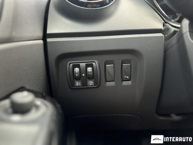 Renault Captur 38 interauto-car