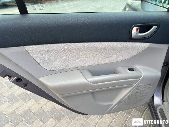 Hyundai Sonata 37 interauto-car