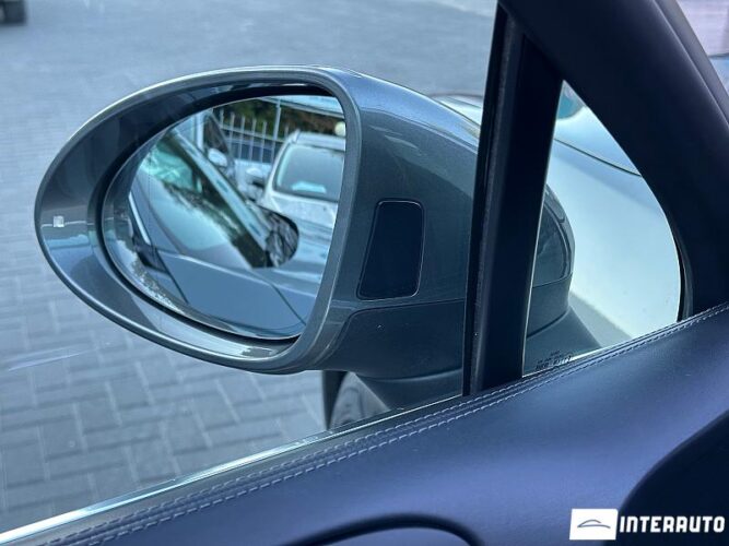 Porsche Cayenne S Hybrid 47 interauto-car