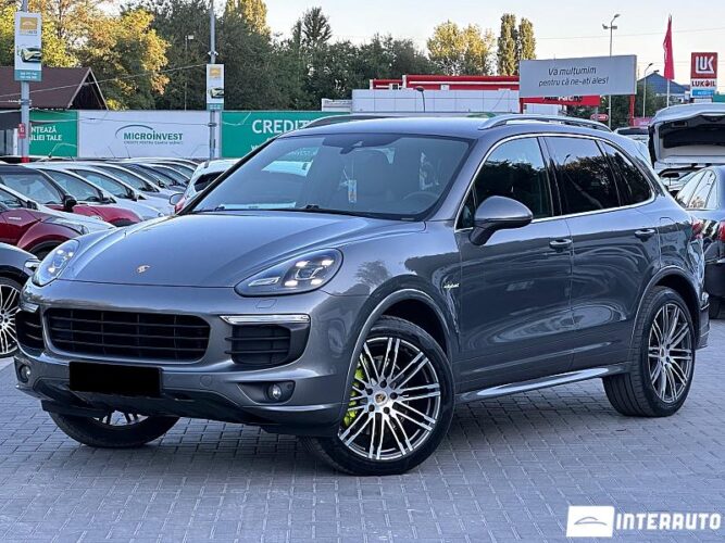Porsche Cayenne S Hybrid 34 interauto-car