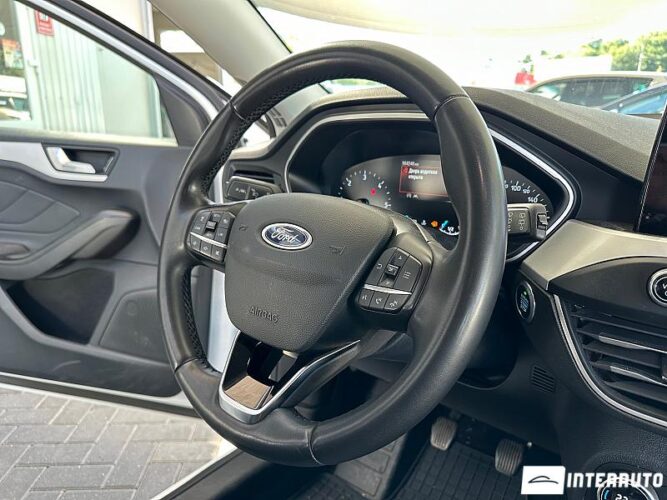 Ford Focus 36 interauto-car