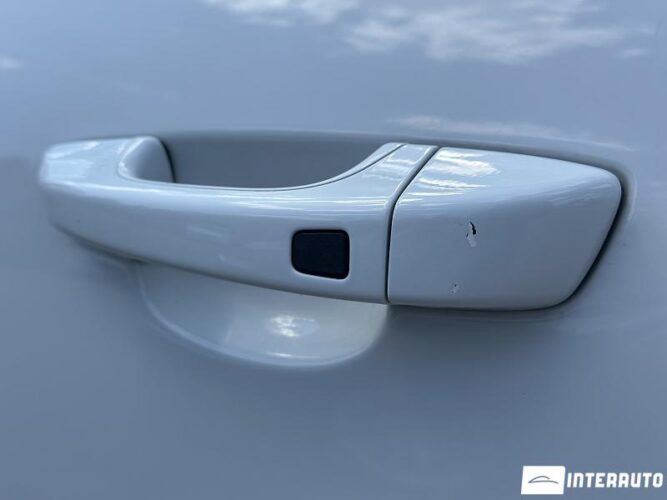 Porsche Cayenne S Hybrid 37 interauto-car