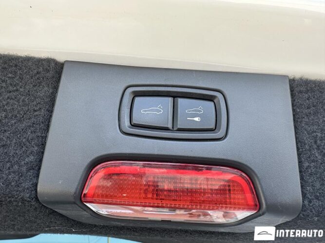 Porsche Cayenne S Hybrid 53 interauto-car