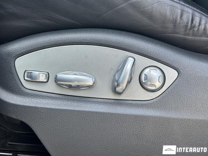 Porsche Cayenne S Hybrid 50 interauto-car